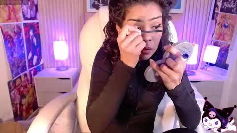 Snapshot of ximenaa_diaz chatting on February 10, 8:21 pm Mia Vega online show from February 10, 8:21 pm