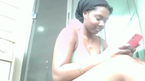 Ximora online show from January 5, 5:27 pm