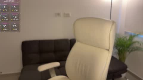 Snapshot of xisisxx chatting on October 16, 9:49 pm xisisxx online show from October 16, 9:49 pm