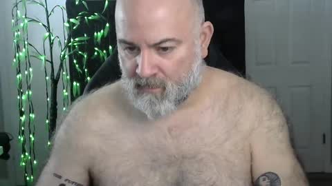 Snapshot of xjohnniex77 chatting on January 10, 3:25 pm MrSlowBurn77 online show from January 10, 3:25 pm