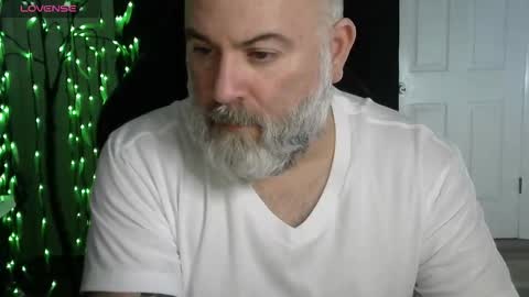 Snapshot of xjohnniex77 chatting on February 24, 2:20 am MrSlowBurn77 online show from February 24, 2:20 am