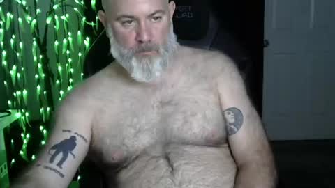 Snapshot of xjohnniex77 chatting on July 19, 3:10 am MrSlowBurn77 online show from July 19, 3:10 am