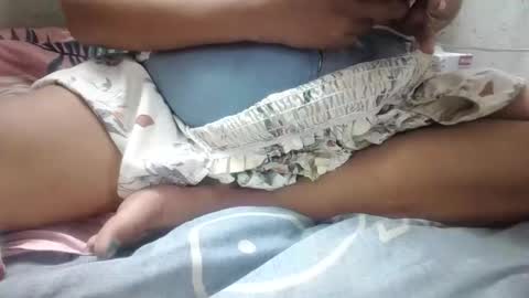 xjuicytits online show from May 15, 11:34 pm