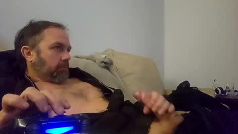 Snapshot of xkalypur chatting on December 13, 3:11 pm xkalypur online show from December 13, 3:11 pm