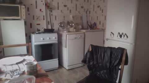 Snapshot of xlunasexyx chatting on February 9, 5:00 am Luna online show from February 9, 5:00 am