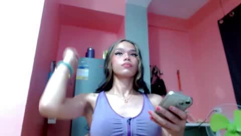 Snapshot of xmonaco88 chatting on March 1, 6:43 pm monaco online show from March 1, 6:43 pm