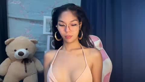 Snapshot of xmonica_cummerx chatting on September 30, 8:30 am Sweet Monica online show from September 30, 8:30 am