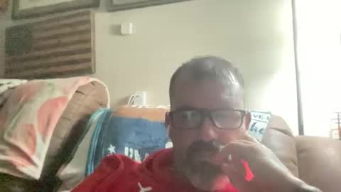 Snapshot of xmountainx chatting on November 3, 7:31 am Mountain online show from November 3, 7:31 am