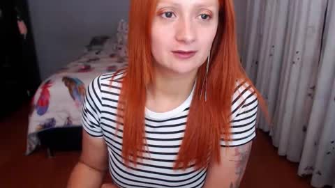 Snapshot of xnathashax1 chatting on April 14, 9:21 pm luciana online show from April 14, 9:21 pm