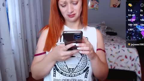 Snapshot of xnathashax1 chatting on April 15, 9:15 pm luciana online show from April 15, 9:15 pm