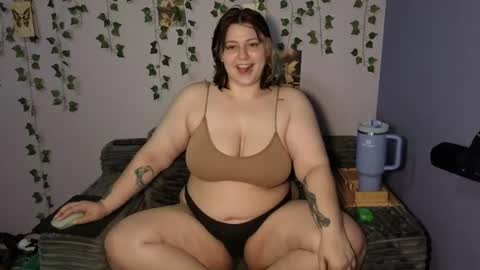Snapshot of xo_bambi_xo chatting on July 21, 12:46 am Bambi online show from July 21, 12:46 am