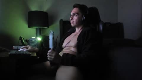 Snapshot of xoalejandroxo6 chatting on January 3, 8:21 am xoalejandroxo6 online show from January 3, 8:21 am