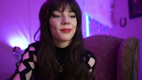 Bella Bondai online show from January 12, 6:17 am