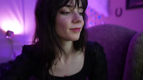 Bella Bondai online show from February 2, 3:17 pm