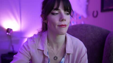 Bella Bondai online show from February 5, 5:20 am