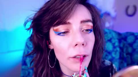 Snapshot of xobondaixo chatting on January 18, 7:45 am Bella Bondai online show from January 18, 7:45 am