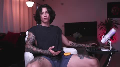   online show from January 20, 11:10 pm