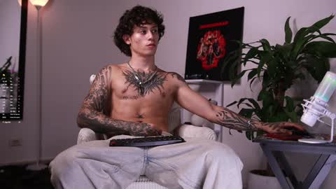   online show from February 1, 3:08 am