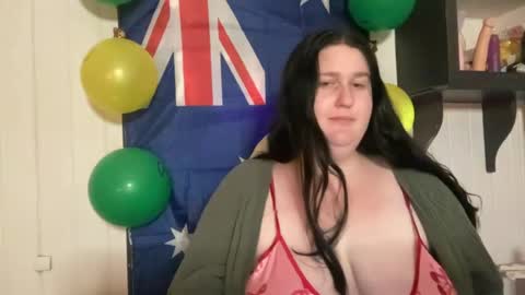xopeachybaby online show from June 30, 3:46 pm