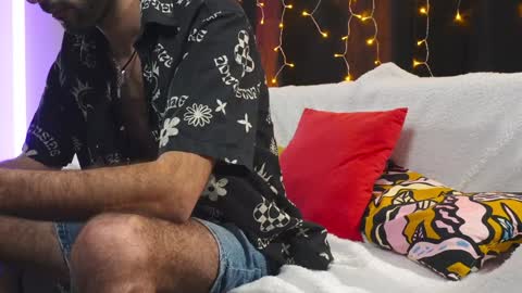 Snapshot of xorylan chatting on January 18, 4:21 pm XoRylan online show from January 18, 4:21 pm