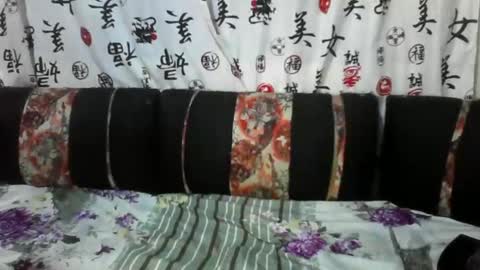 Perla Jackson online show from February 26, 6:15 am