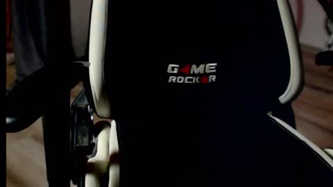 Snapshot of xrockbrox chatting on October 21, 8:37 am xrockbrox online show from October 21, 8:37 am