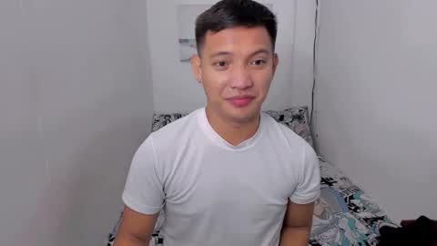 xsebastian19 online show from February 12, 7:13 pm