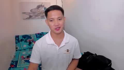 xsebastian19 online show from December 18, 11:22 pm