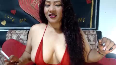 xshopyx online show from March 8, 3:21 am