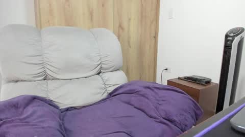 Hellen Sofia instagram hellen5546 online show from April 4, 8:50 pm