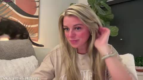 xstellabeex online show from December 2, 11:51 pm