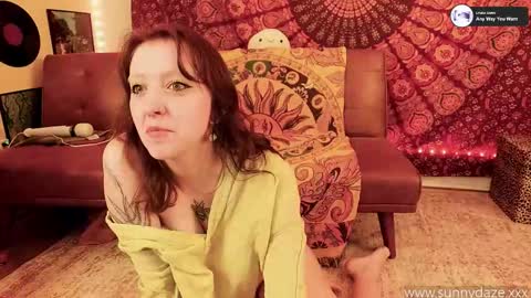 Sunny Daze online show from January 17, 12:04 am