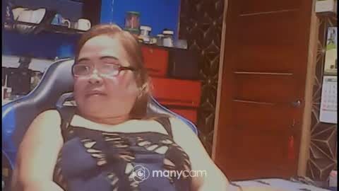 Snapshot of xsw33t_joy69x chatting on April 25, 10:40 am joy online show from April 25, 10:40 am