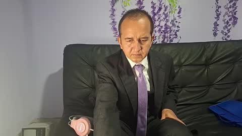 xthesexybossx online show from November 21, 3:44 pm