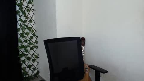 xtranherr online show from March 9, 10:41 pm