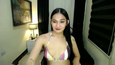 Snapshot of xtspetitehugecock chatting on February 11, 9:09 pm xtspetitehugecock online show from February 11, 9:09 pm