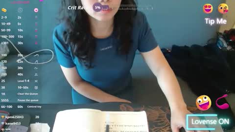 Snapshot of xueyingjie chatting on March 4, 1:44 am LiLiLi online show from March 4, 1:44 am