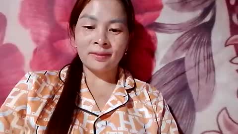 xuxulove00 online show from October 4, 1:36 am