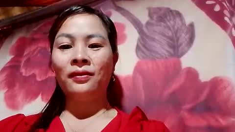 xuxulove00 online show from December 23, 12:19 am