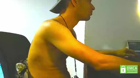 xuyeeg online show from February 13, 12:24 am