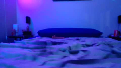 xxcatxdogxx online show from May 10, 8:19 am