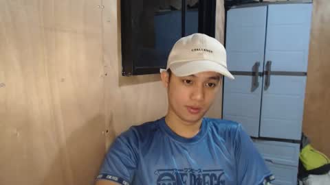 Snapshot of xxclark18xx chatting on June 3, 8:14 pm Clark online show from June 3, 8:14 pm