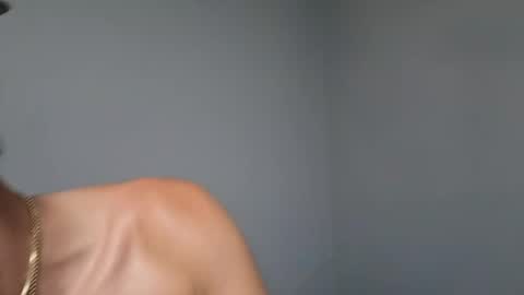 Snapshot of xxdreamboyxx0o chatting on June 3, 4:48 am XxDreamBoyxX online show from June 3, 4:48 am