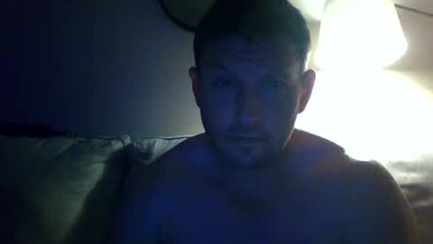 Snapshot of xxedgemaster101 chatting on February 17, 11:44 am xxedgemaster101 online show from February 17, 11:44 am