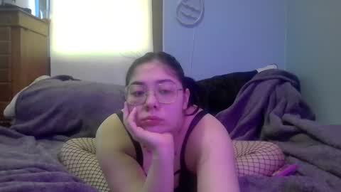 Snapshot of xxemo_baddiexx chatting on February 21, 2:38 pm xxemo baddiexx online show from February 21, 2:38 pm