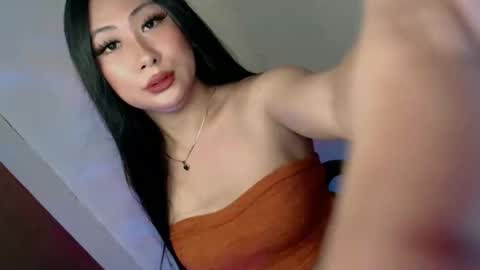 Snapshot of xxexpensive_candy chatting on February 12, 11:33 pm Janae online show from February 12, 11:33 pm