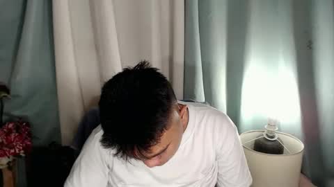 Loyd online show from December 9, 5:41 pm