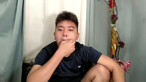 Loyd online show from December 30, 5:13 pm