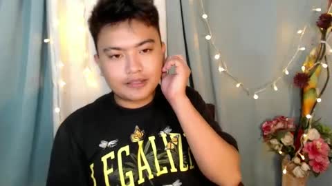 Loyd online show from January 17, 3:00 pm