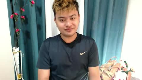 Loyd online show from December 17, 1:22 am